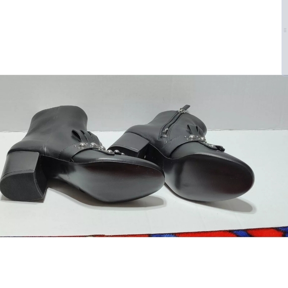 Nine West Qamile Black Leather Booties Studded Fringe Side Zipper Size 7M - Picture 7 of 10